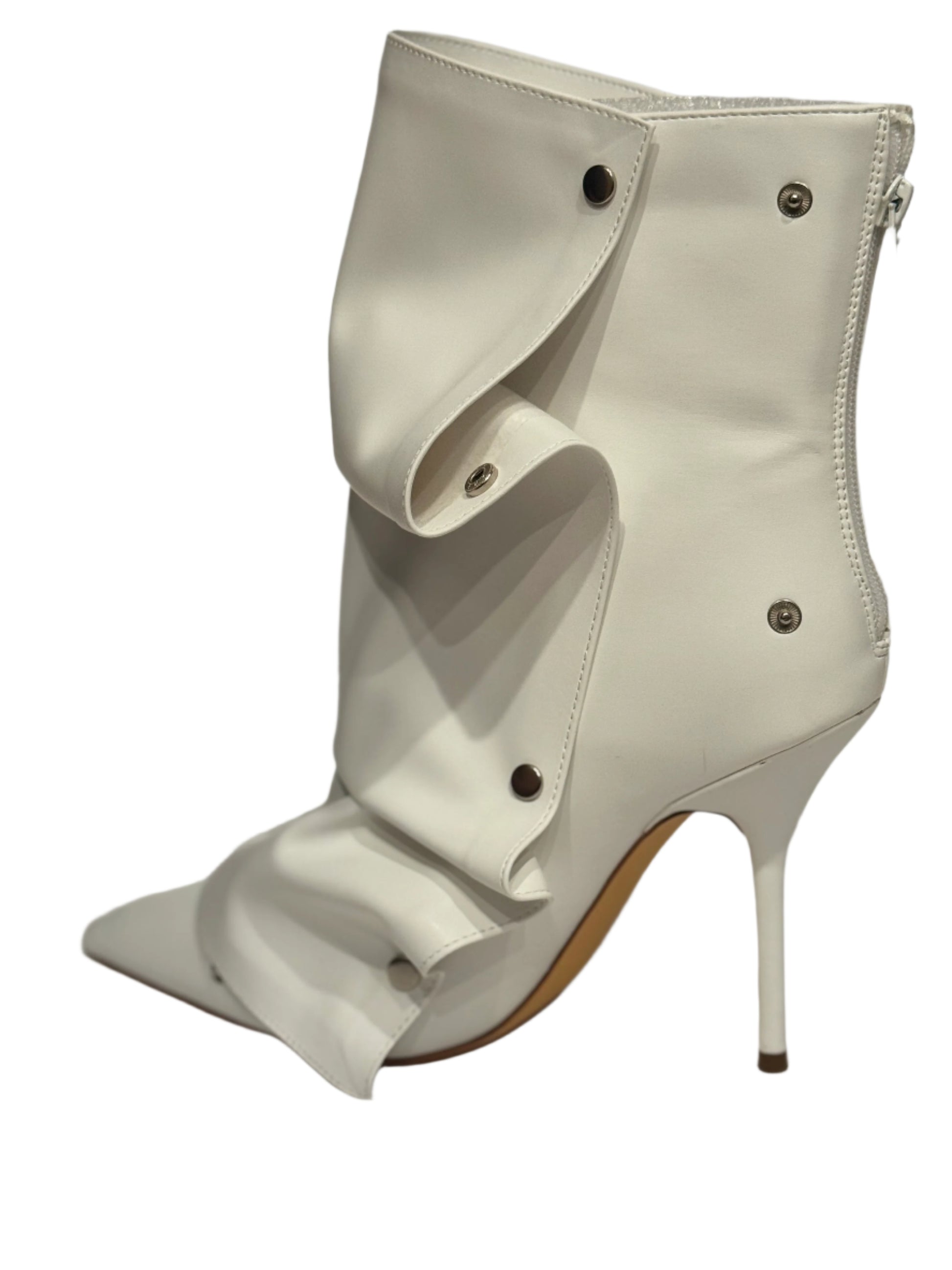 white short boot