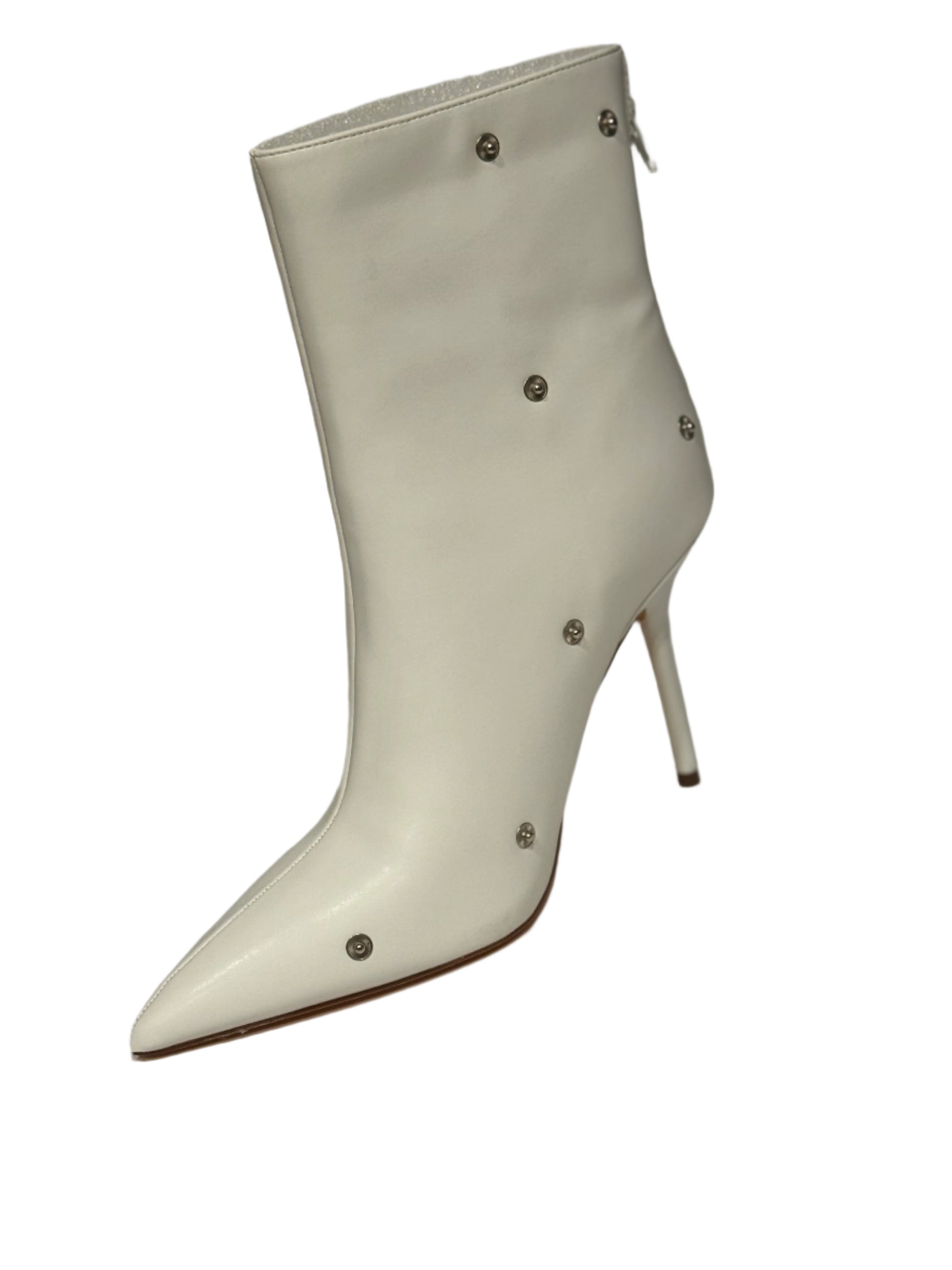 white short boot
