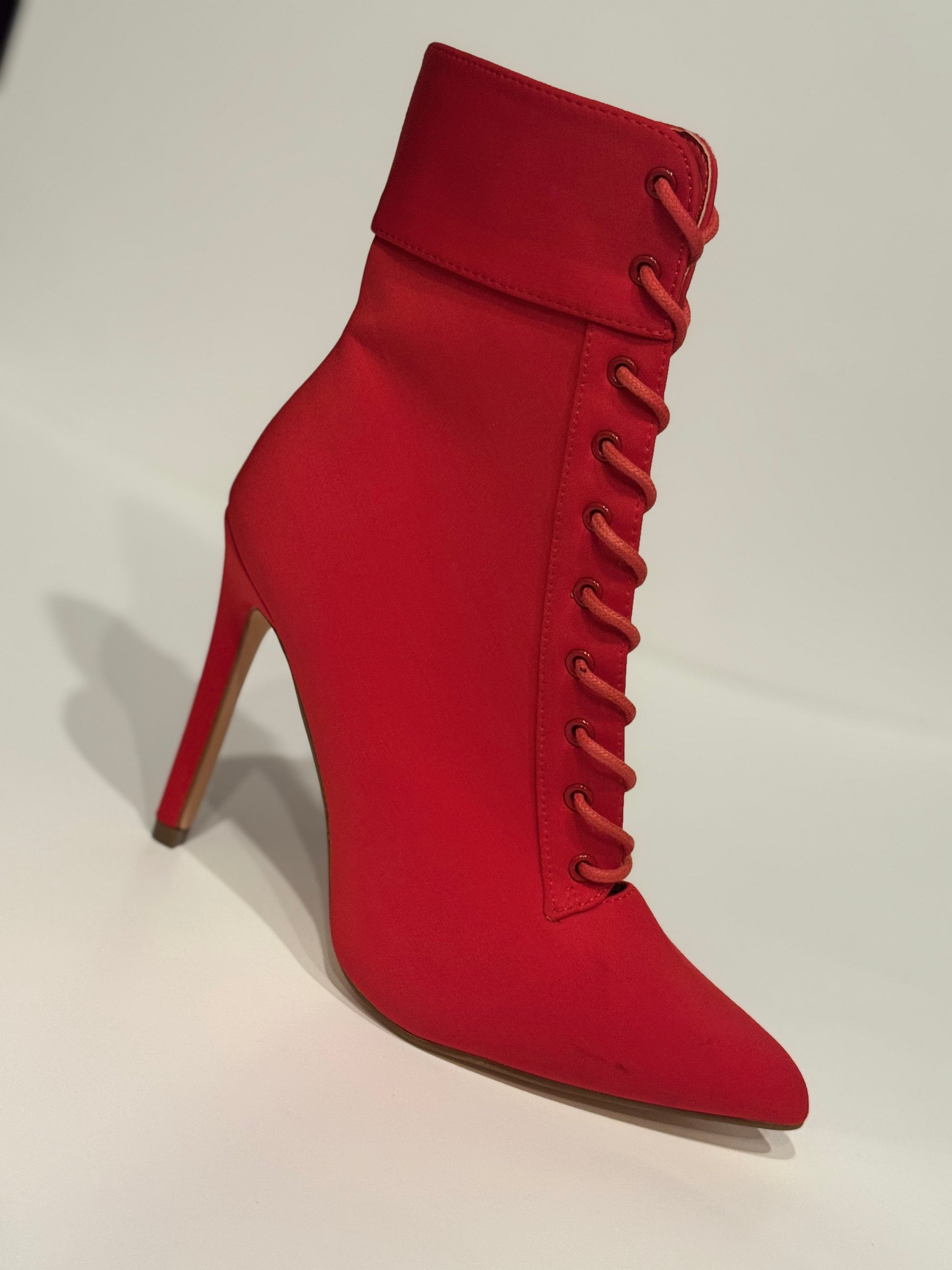red short boot
