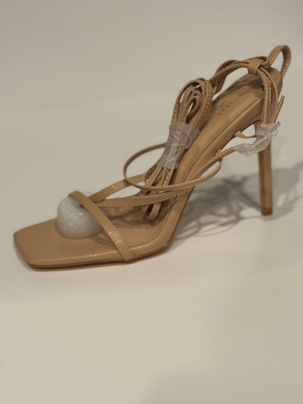 tan heel