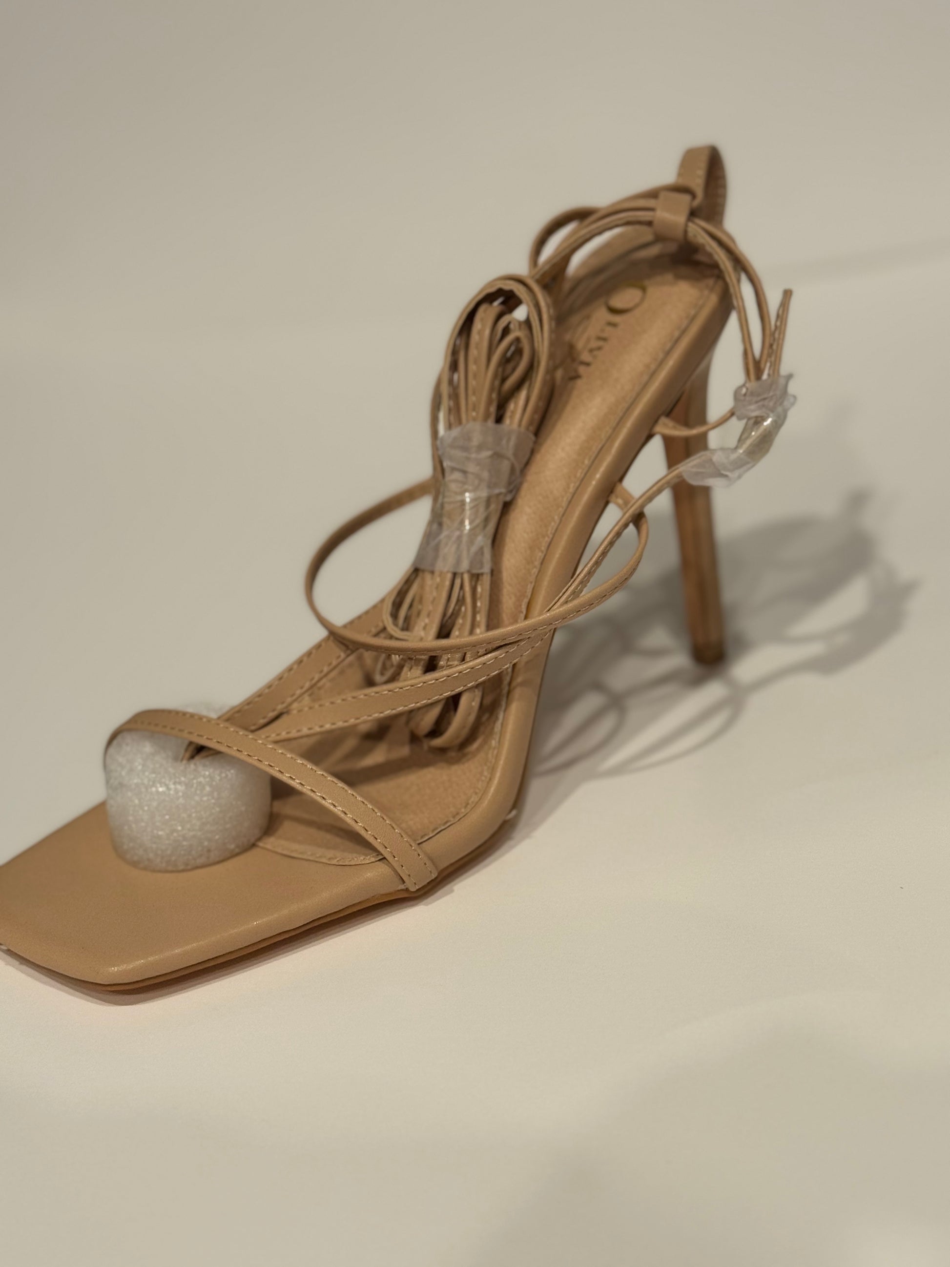 tan heel