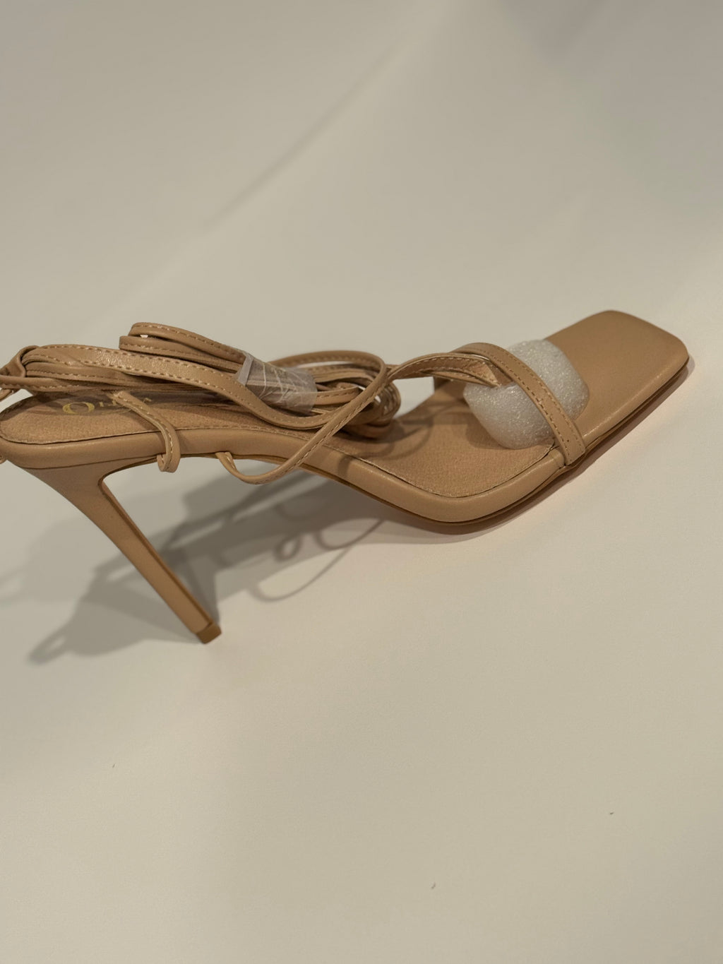 tan heel