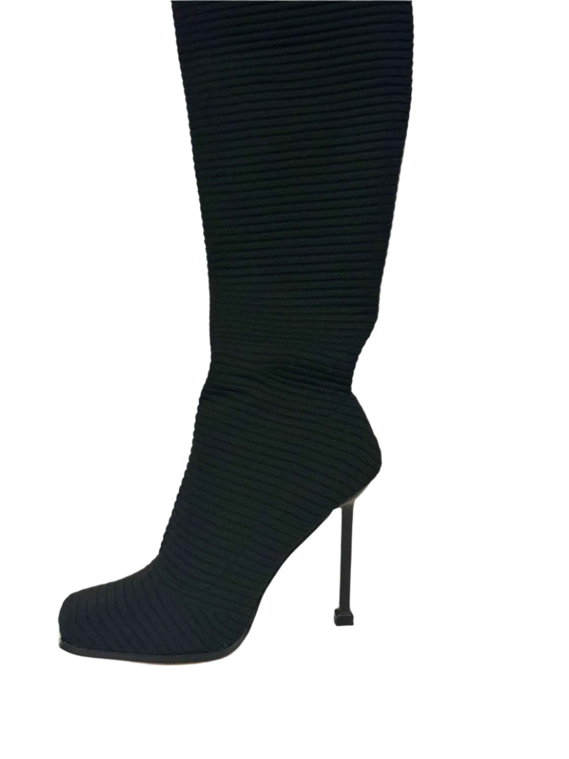 black thigh boot