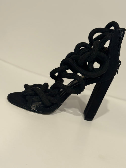 black rope heel