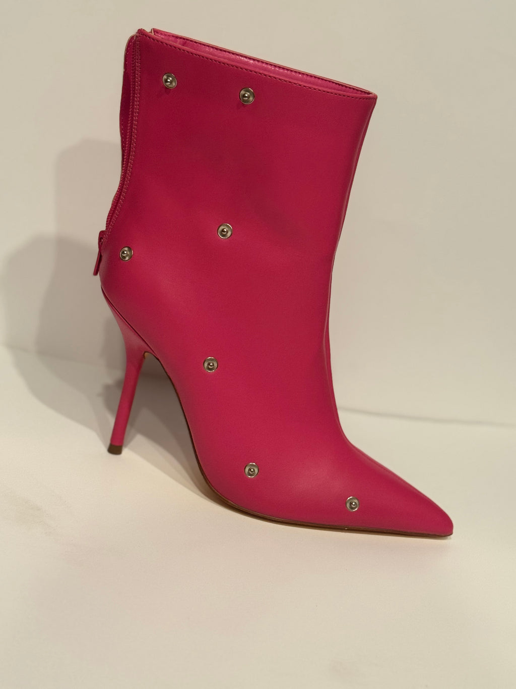pink short boots